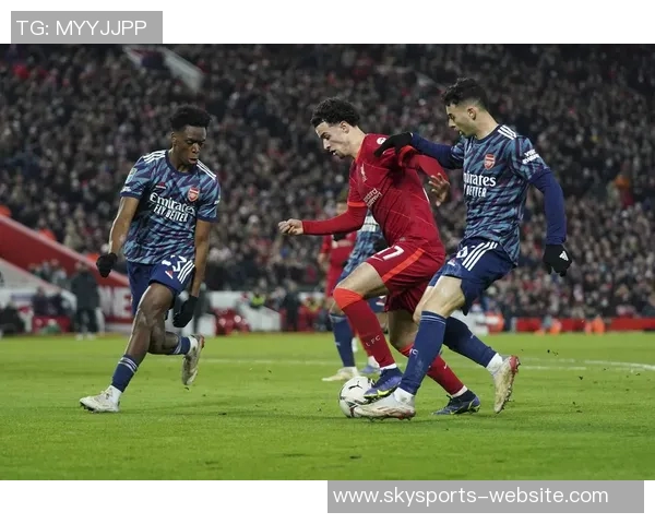 友谊赛回顾：利物浦与莱比锡激战成平局全场沸腾瞬间解析