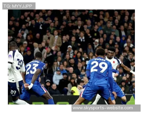 切尔西狂胜里昂五球大捷全场沸腾瞬间引发热议解析