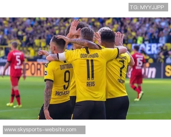 多特蒙德大胜巴萨红牌事件引发全场热议战报解析