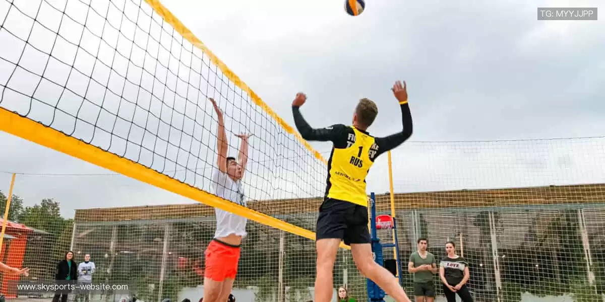 球迷的第二主场，🎯 从球星同款到限量周边，一网打尽你的热爱！